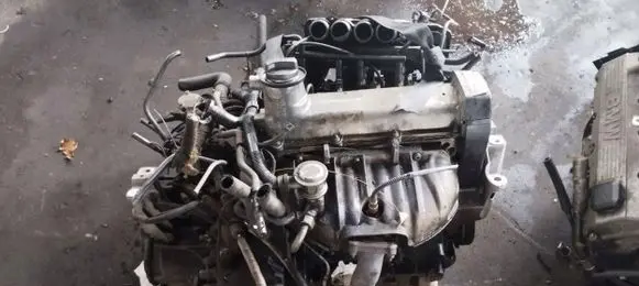 Volkswagen Golf IV Engine