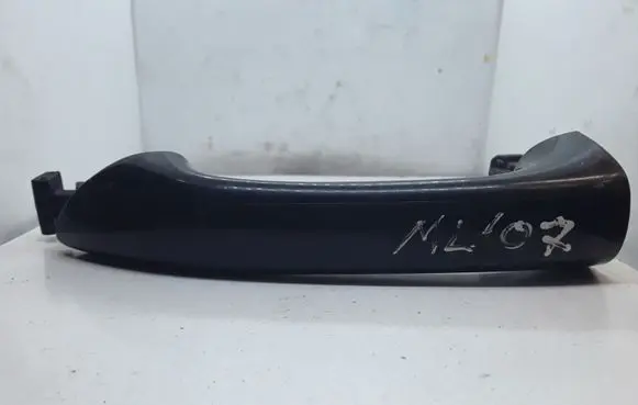 Mercedes-Benz ML W164 Front door exterior handle A1647660101