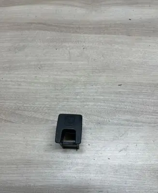 Volkswagen PASSAT B8 ISOFIX cover 3G0887187
