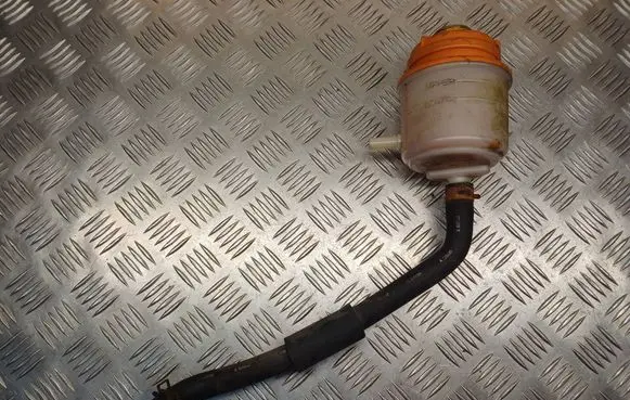 Suzuki Grand Vitara II Power steering fluid tank/reservoir 
