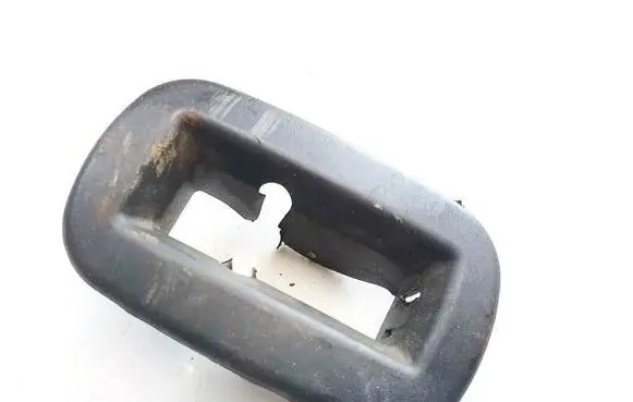 Volkswagen Touran I Rear seat side bottom trim 1T0883617