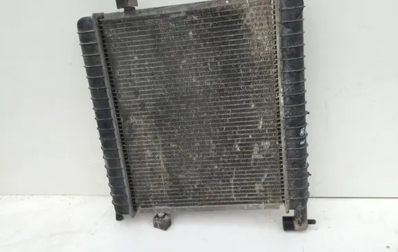 Opel Omega A Coolant radiator