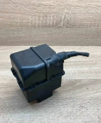 Volkswagen Golf V Fuse module 1K0937311B 1394978