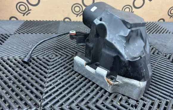 Volvo XC90 Intake resonator D36ZC