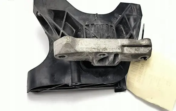 Peugeot 508 Engine mount vacuum valve 