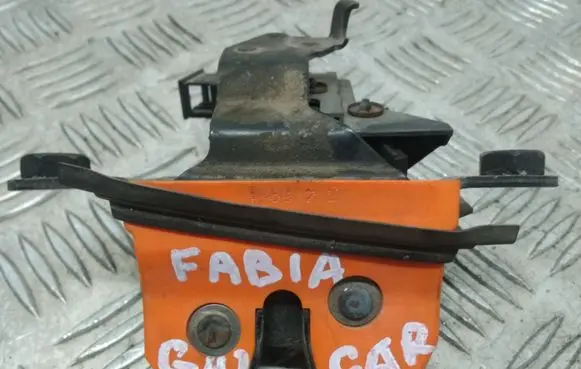 Skoda Fabia Mk1 (6Y) Tailgate/trunk/boot lock/catch/latch A171A