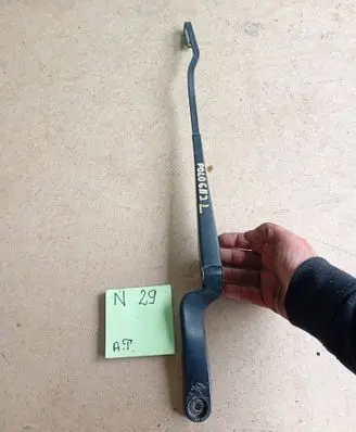 Volkswagen Polo III 6N 6N2 6NF Front wiper blade arm 98745345