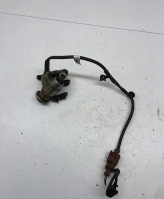Volkswagen PASSAT B8 AdBlue injector 04L131113P 0444025042