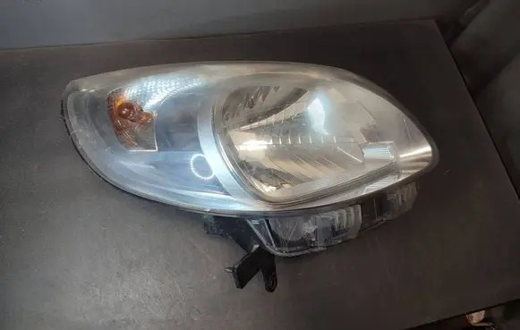 Renault Kangoo II Headlight/headlamp 260102647R