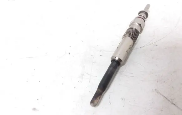 BMW 5 E60 E61 Glow plug 0250402002