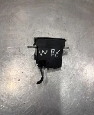 Volkswagen PASSAT B6 Tailgate/trunk/boot lock/catch/latch 3C9827645A