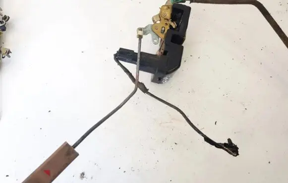 Chrysler Voyager Front door lock