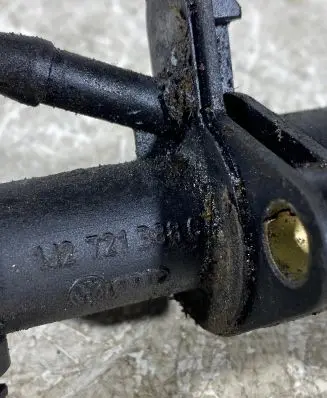 Volkswagen Golf IV Clutch master cylinder 1j2721388c
