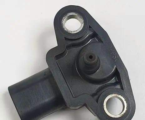 Mercedes-Benz C W203 Air pressure sensor A0051537228