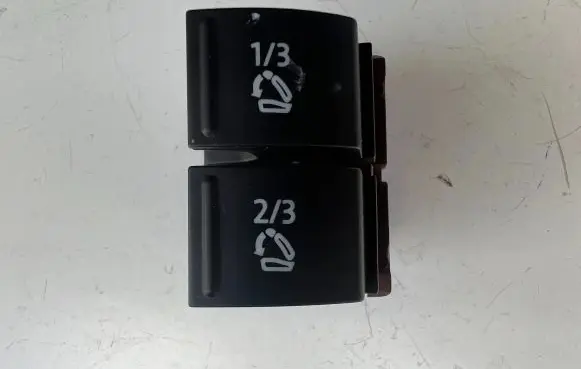 Volkswagen Touareg II Seat control switch 7P6959519 311205S