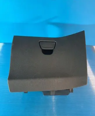 Ford Fiesta Glove box 39441m