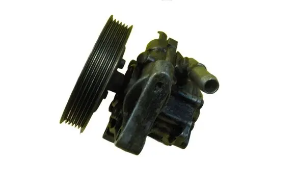 Volvo XC70 Power steering pump 31201150