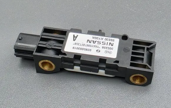 Nissan Note (E11) Airbag deployment crash/impact sensor 0285003019 98830AY00A
