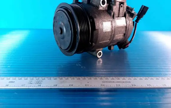 Skoda Fabia Mk2 (5J) Air conditioning (A/C) compressor (pump) 6Q0820808D