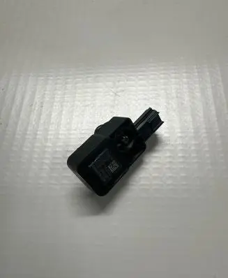 Opel Insignia B Airbag deployment crash/impact sensor 38529300 025801