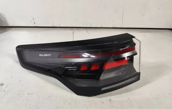 Volkswagen Tiguan Rear/tail lights 571945207 82470101