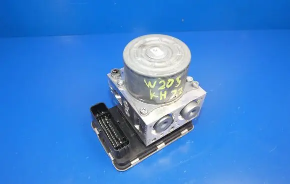 Mercedes-Benz C W205 ABS Pump A2059012900 10091515403