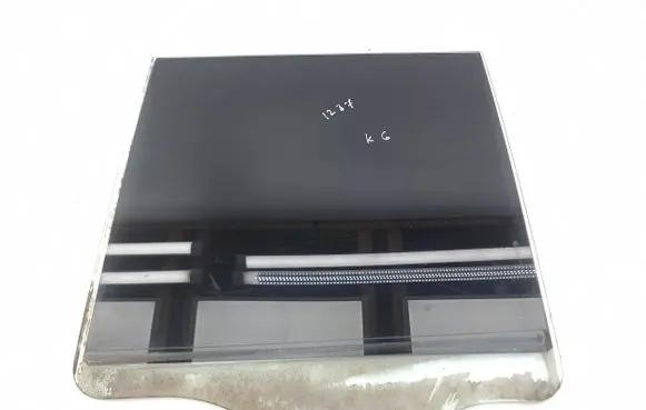 Mitsubishi Pajero Rear door window glass
