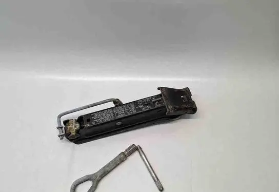 Mercedes-Benz C W203 Spare wheel section trim A2035830415 A2038900061