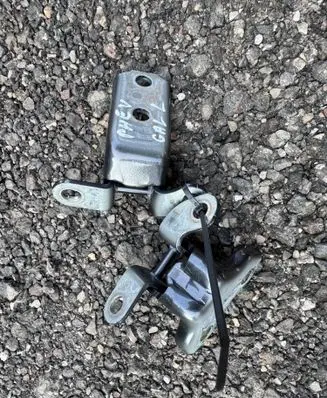 Toyota C-HR II Rear door lower hinge ES03