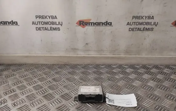 Audi A6 S6 C4 4A Alarm control unit/module 4A0951173
