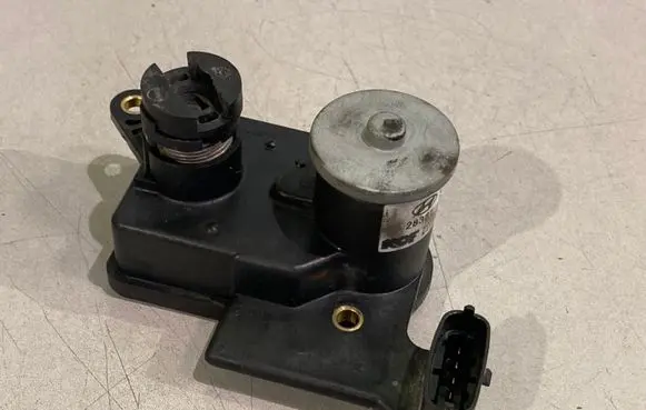 Hyundai i30 Intake manifold valve actuator/motor 2838127450