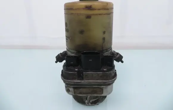 Audi A2 Power steering pump 6Q0423371