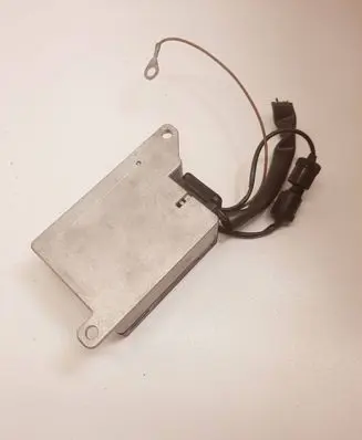 Mercedes-Benz E W124 Airbag control unit/module 0038200610 0285001050