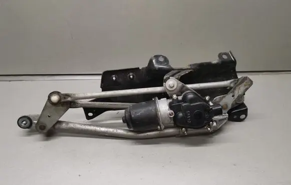 Mazda 2 Front wiper linkage and motor