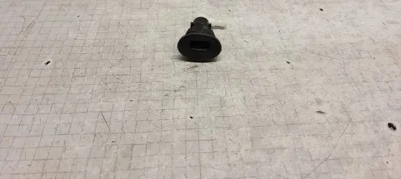 Jeep Grand Cherokee Rear window washer spray nozzle 