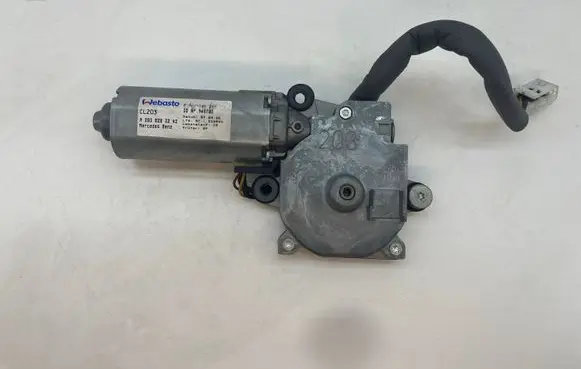 Mercedes-Benz C W203 Sunroof motor/actuator A2038203242