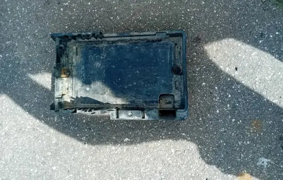 Opel Meriva B Battery tray 13312808 600002190