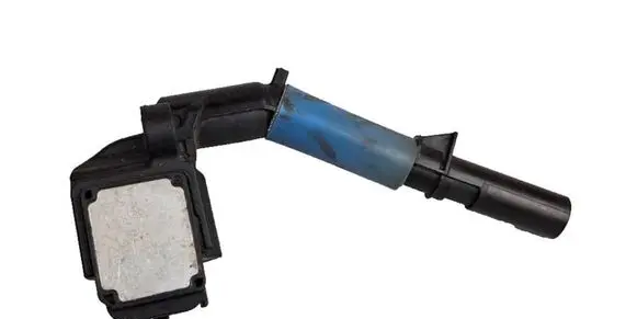 Mercedes-Benz GLA W156 High voltage ignition coil A2749061400