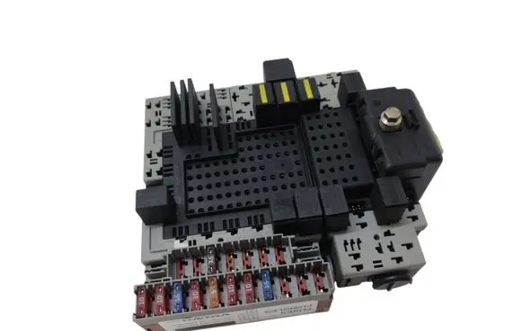 Volvo S60 Fuse box set 8645729 0278268 0278197