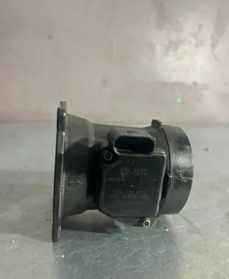 Audi A4 S4 B6 8E 8H Mass air flow meter 078133471E AFH7008D