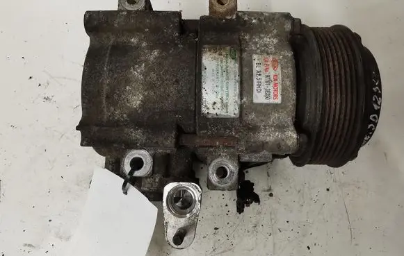 KIA Sorento Air conditioning (A/C) compressor (pump) 977013E350 JDXCA04