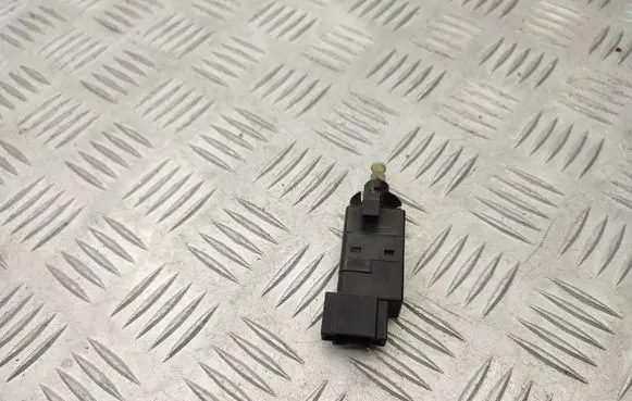 Mercedes-Benz E W211 Brake pedal sensor switch 0015454009
