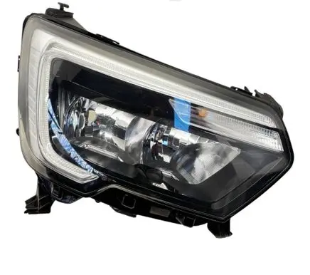 Renault Master III Headlight/headlamp 260105567R