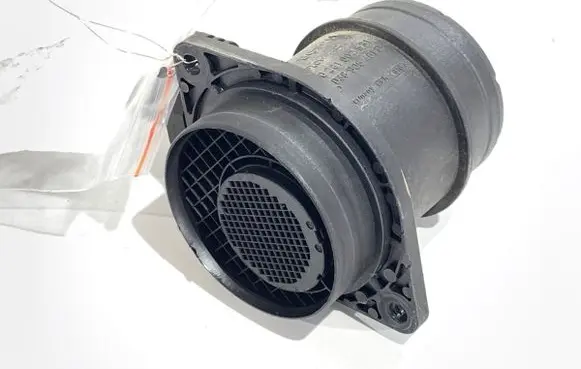 Volkswagen Golf V Mass air flow meter 038906461B