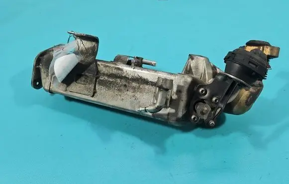 BMW 3 E90 E91 EGR valve cooler 7810751-06 IMPRK1468022