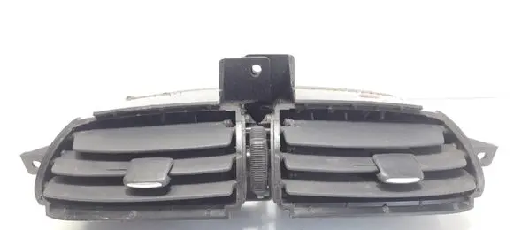Nissan Almera Tino Dash center air vent grill