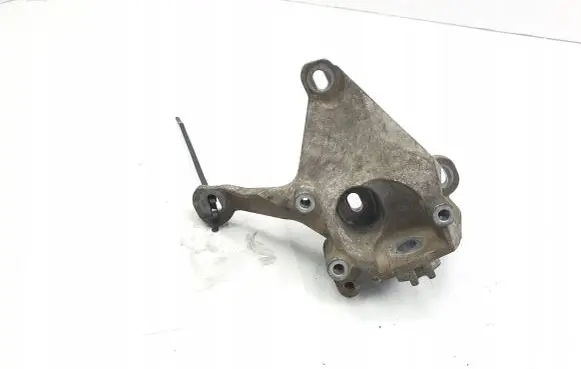 Audi A8 S8 D4 4H Engine mounting bracket 4H0399113E