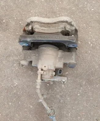 Iveco Daily 5th gen Rear brake caliper 972301