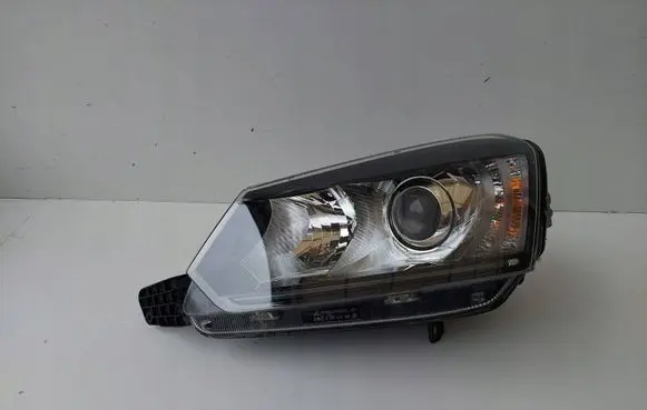 Skoda Yeti (5L) Headlight/headlamp 5L1941015C