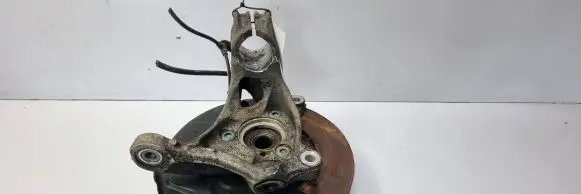 Volkswagen PASSAT B8 Front wheel hub spindle knuckle